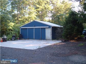 58 Hockamick Road Cookstown, NJ 08511 - Photo 8 of 11 Garage