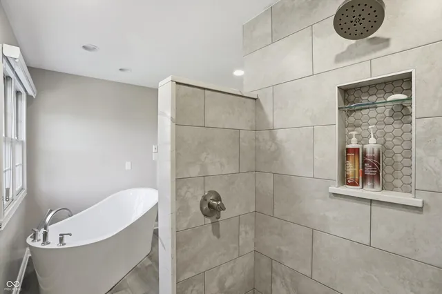 $1,440,000 | 11318 Talon Trace, Fishers, IN 46037