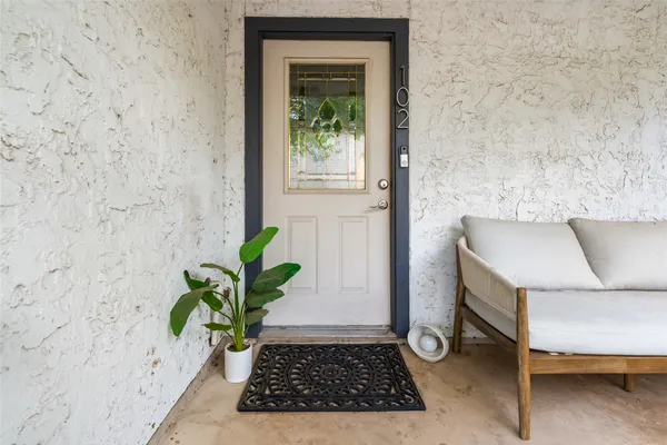 $2,500 | 1307 Kinney Avenue, Unit 102, Austin, TX 78704