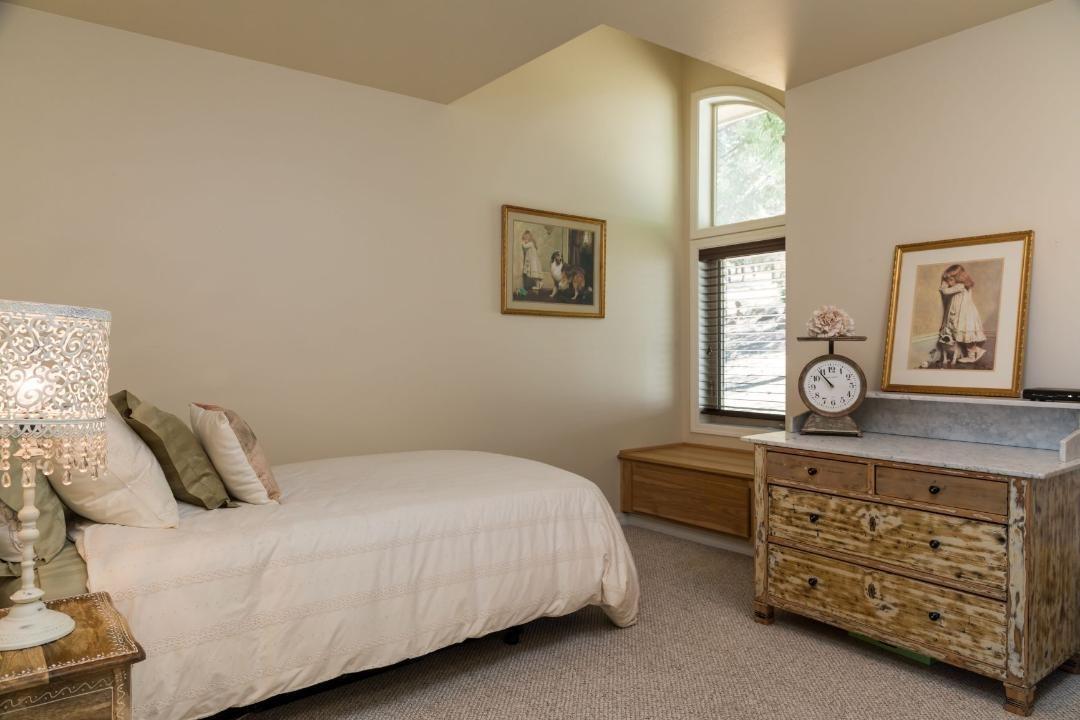 5977 Cooper's Hawk Road Klamath Falls, OR 97601 - Photo 15 of 35 Additional Photo