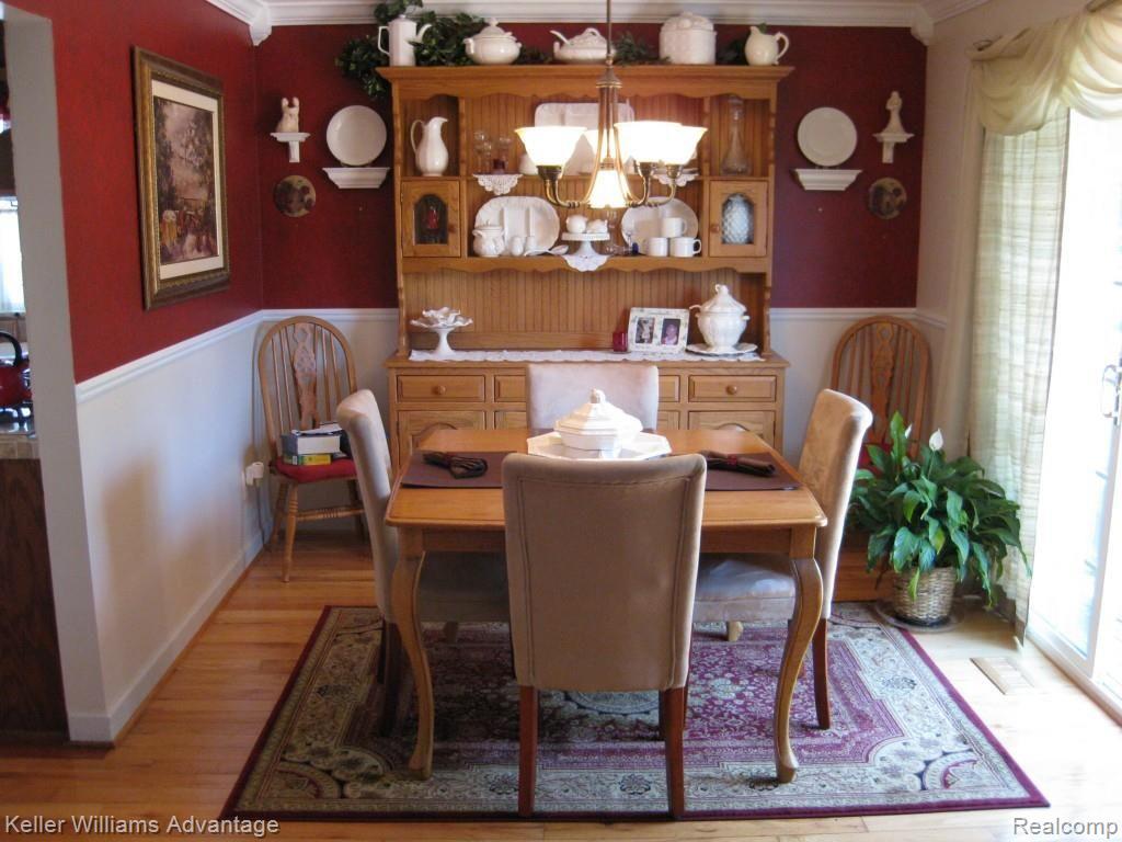 6532 Edgewood Road Canton, MI 48187 - Photo 12 of 32 12 dinning.jpg