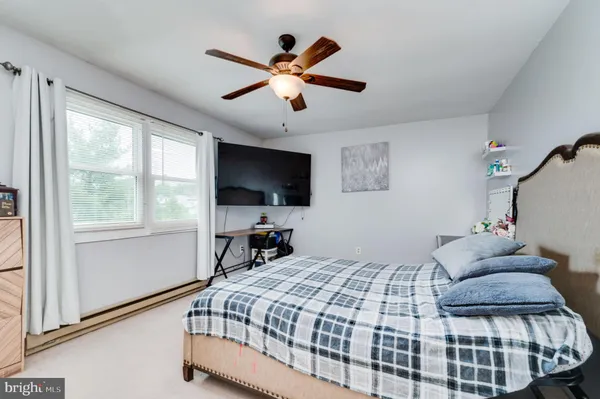 $250,000 | 564 East Linden Street, Fleetwood, PA 19522