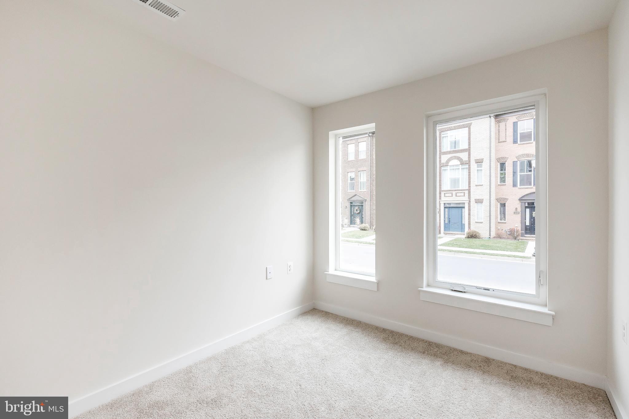 1441 Wheyfield Drive Frederick, MD 21701 - Photo 4 of 44