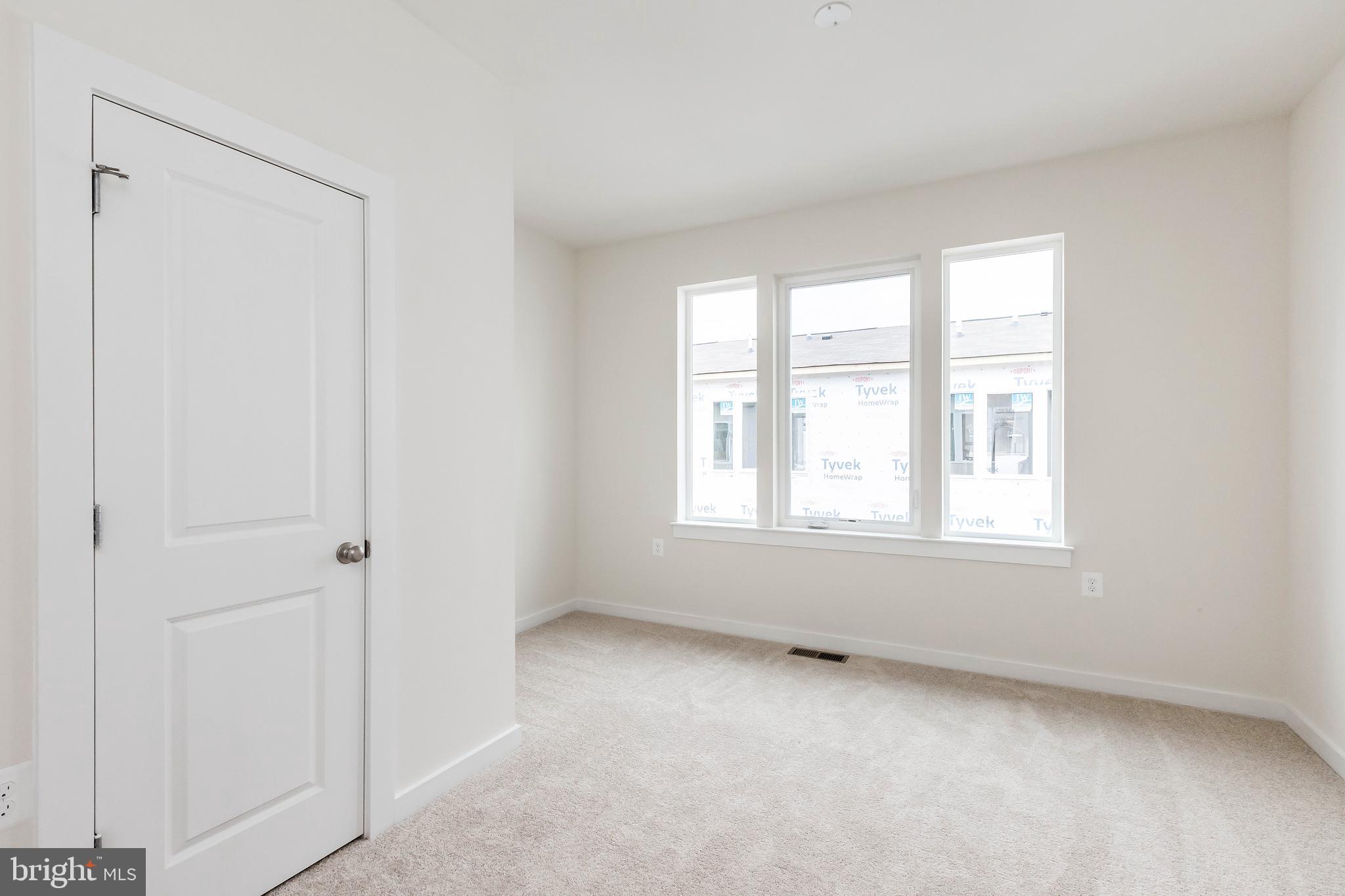 1441 Wheyfield Drive Frederick, MD 21701 - Photo 5 of 44