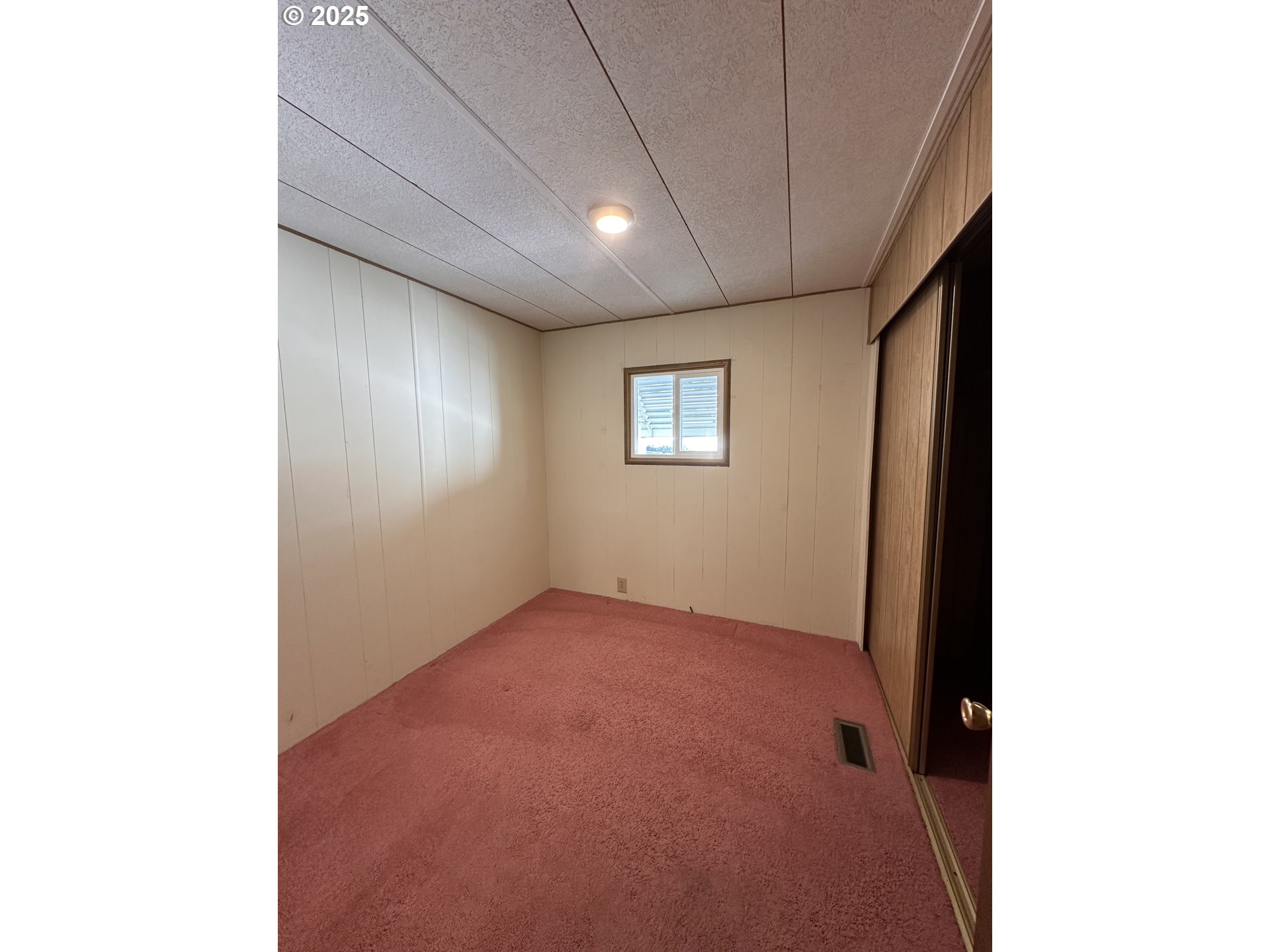3530 East Game Farm Road, Unit 21 Springfield, OR 97477 - Photo 10 of 17 Gallery Image 10