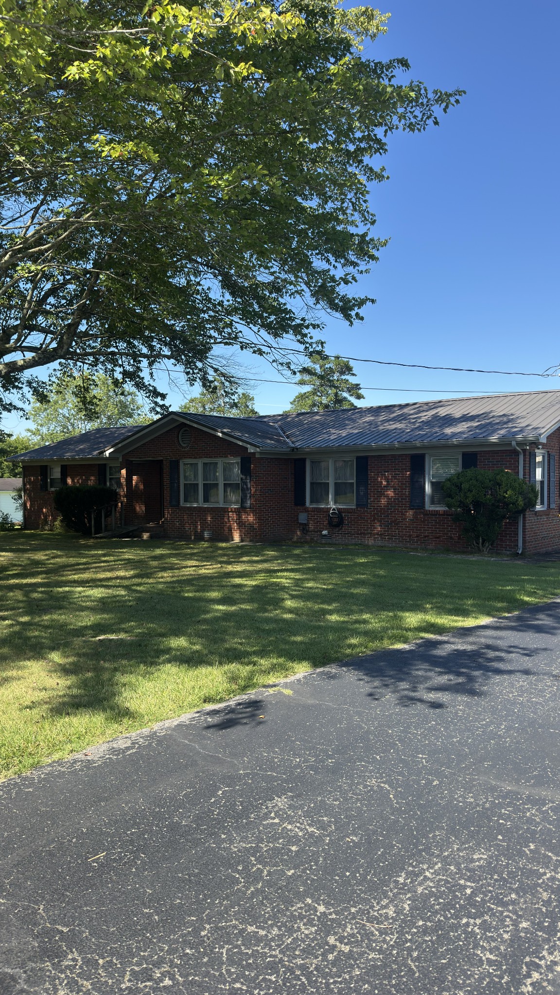135 Blakemore Road Manchester, TN 37355 - Photo 1 of 1 Gallery Image 1
