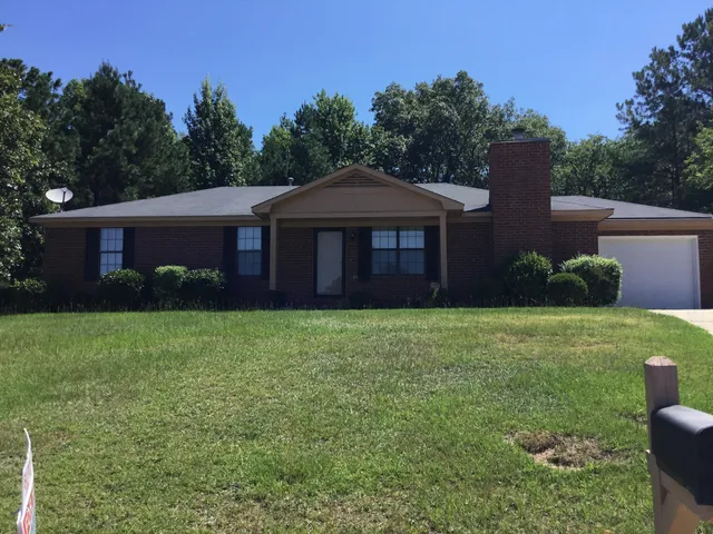 $1,400 | 3019 White Sand Drive, Hephzibah, GA 30815
