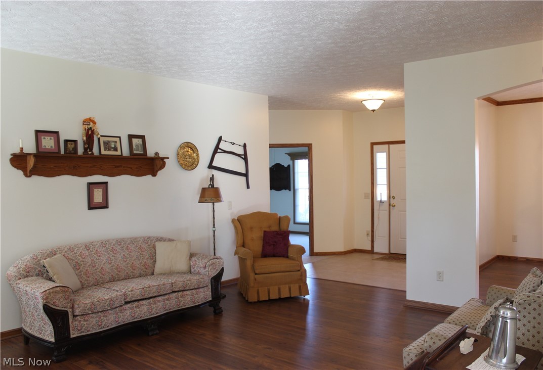 2099 Summerchase Road Northeast Canton, OH 44721 - Photo 5 of 35 Gallery Image 5