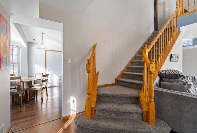 $300,000 | 13910 Cambridge Circle, Plainfield, IL 60544