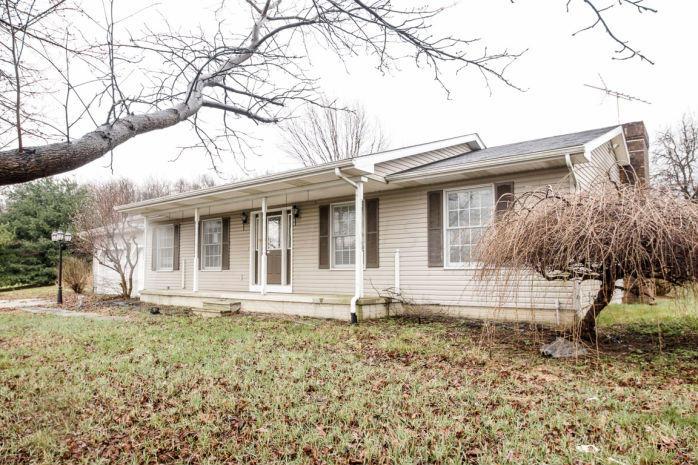 3260 Chillicothe Lancaster Road Southwest Lancaster, OH 43130 - Photo 3 of 17