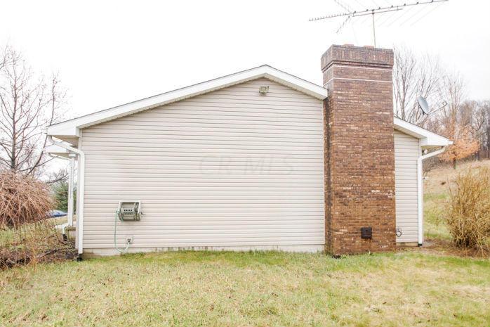 3260 Chillicothe Lancaster Road Southwest Lancaster, OH 43130 - Photo 4 of 17