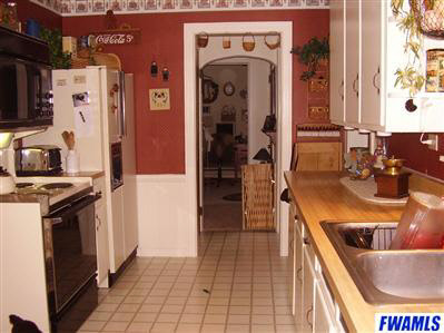 9427 Bluffton Road Fort Wayne, IN 46819 - Photo 6 of 13