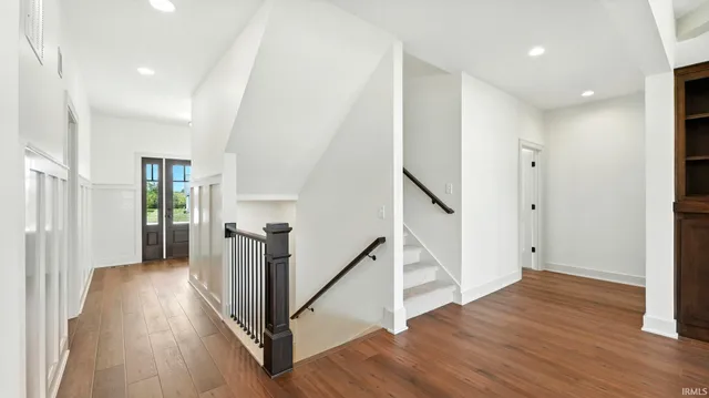 $999,900 | 2002 Approach Drive, Auburn, IN 46706