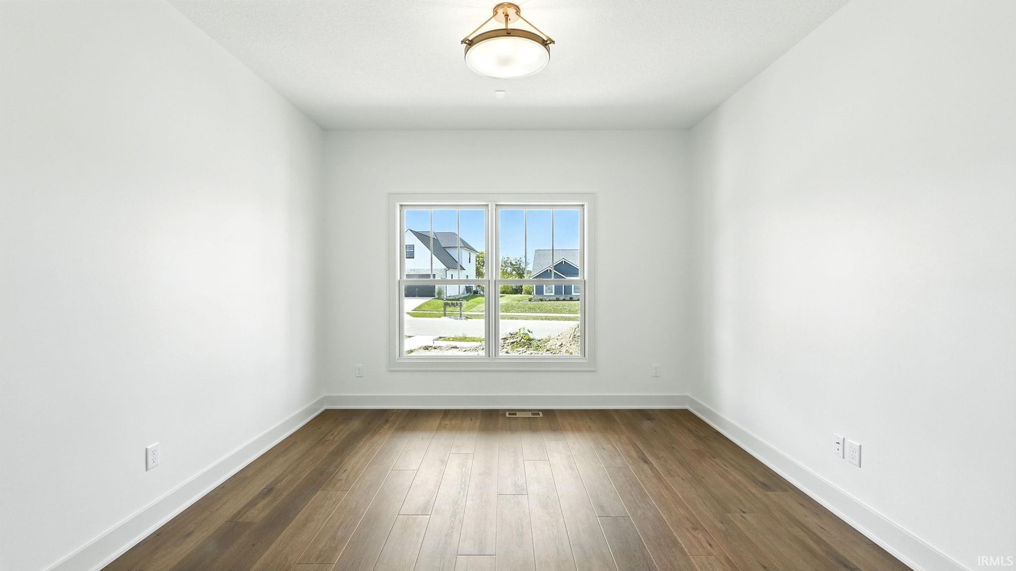 2002 Approach Drive Auburn, IN 46706 - Photo 14 of 36