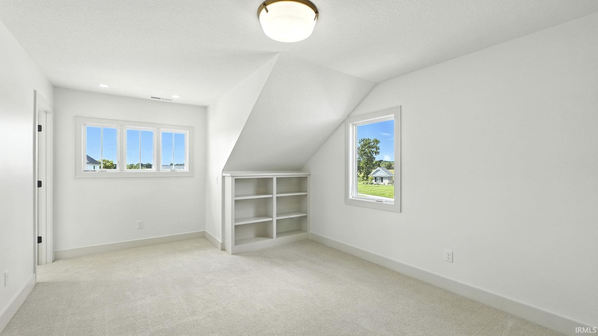 2002 Approach Drive Auburn, IN 46706 - Photo 18 of 36