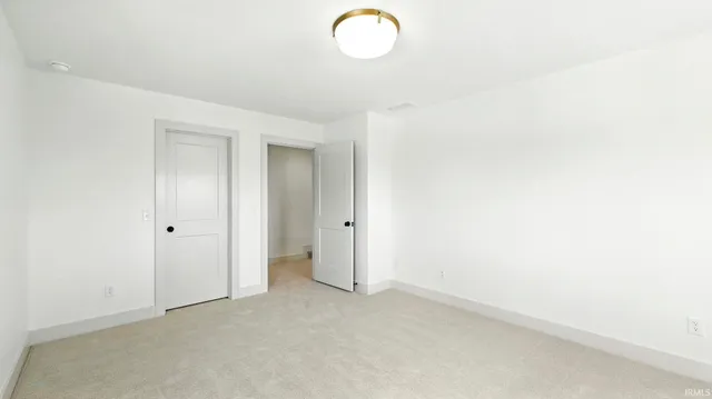 $999,900 | 2002 Approach Drive, Auburn, IN 46706