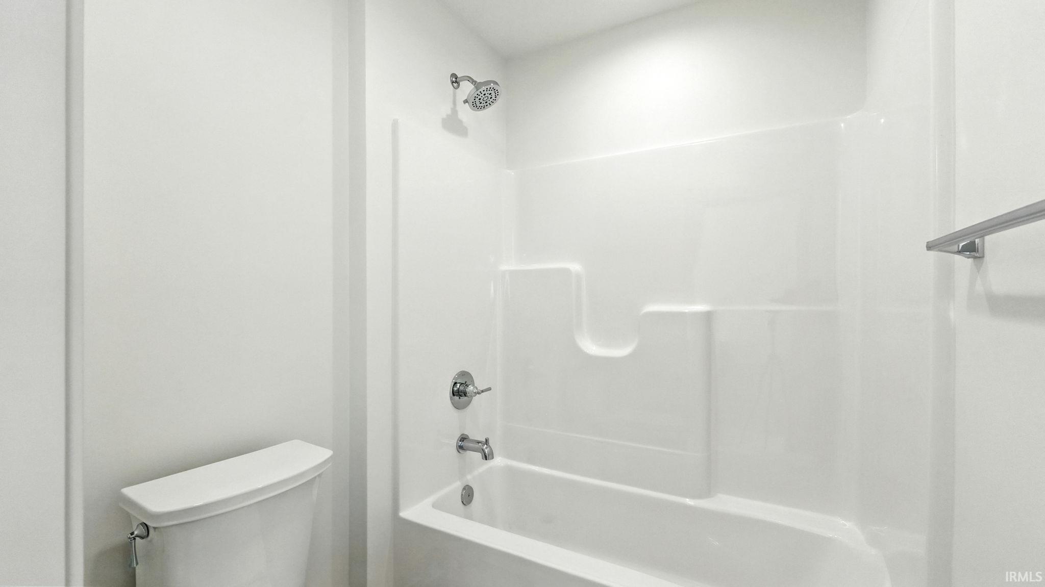 2002 Approach Drive Auburn, IN 46706 - Photo 24 of 36