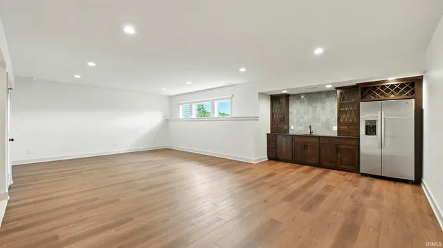 $999,900 | 2002 Approach Drive, Auburn, IN 46706