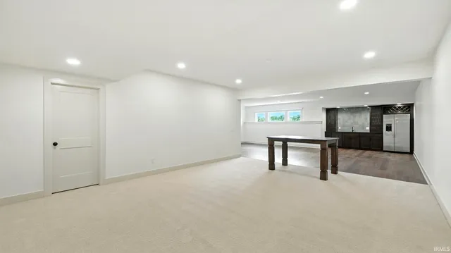 $999,900 | 2002 Approach Drive, Auburn, IN 46706