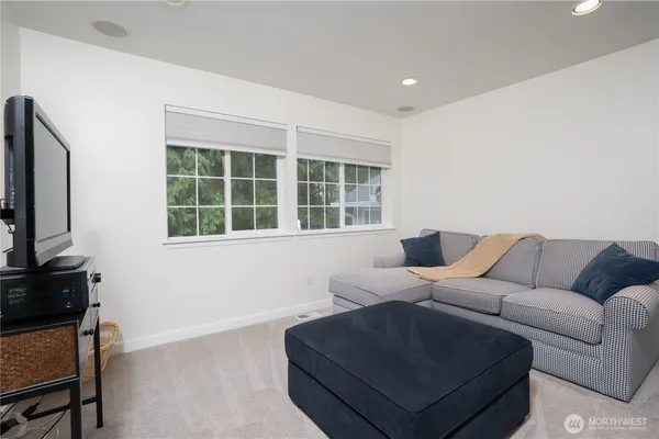 $525,000 | 1971 South 368th Place, Unit 902, Federal Way, WA 98003