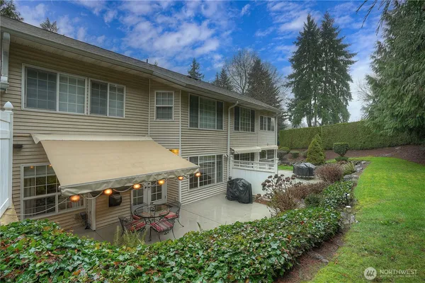 $525,000 | 1971 South 368th Place, Unit 902, Federal Way, WA 98003
