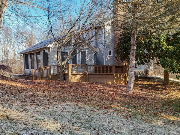 $630,500 | 146 Hill Drive, Fincastle, VA 24090