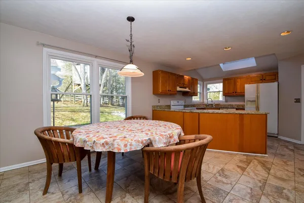 $630,500 | 146 Hill Drive, Fincastle, VA 24090