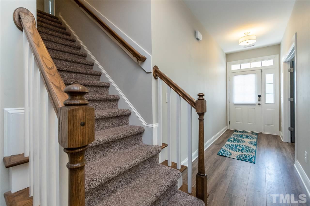 27 Mariners Point Way Garner, NC 27529 - Photo 4 of 30 Gallery Image 4