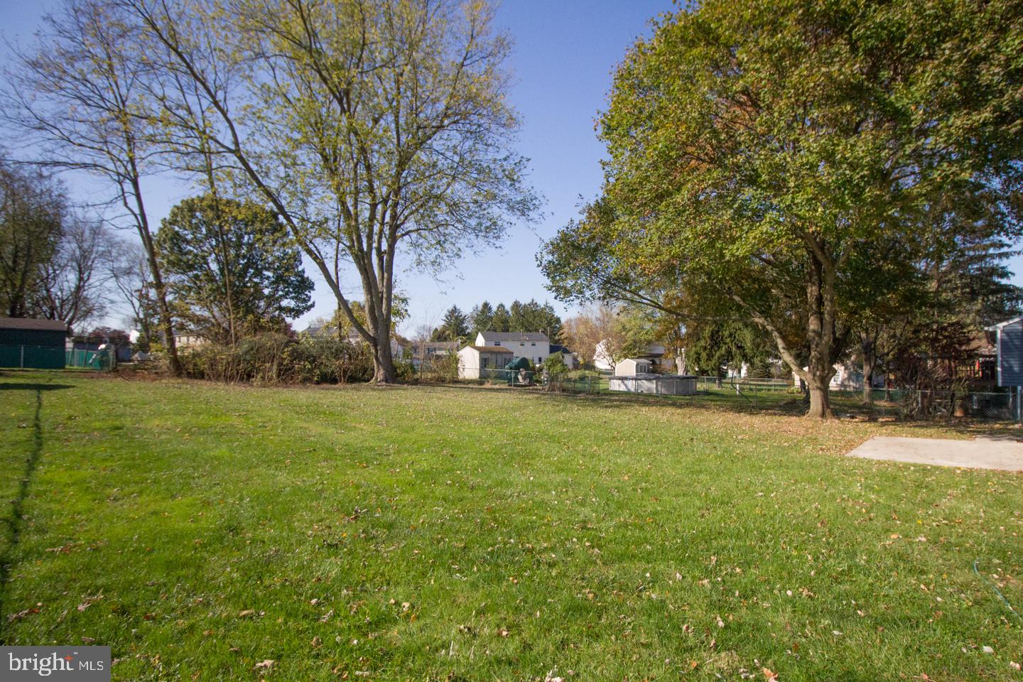 1328 Nevarc Road Warminster, PA 18974 - Photo 39 of 39 Backyard