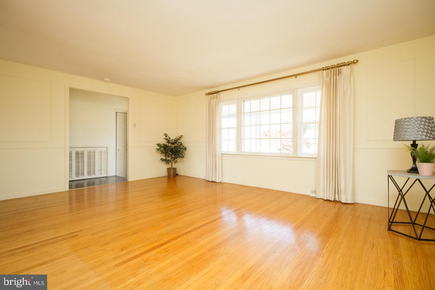 1328 Nevarc Road Warminster, PA 18974 - Photo 7 of 39 Into front Living Room