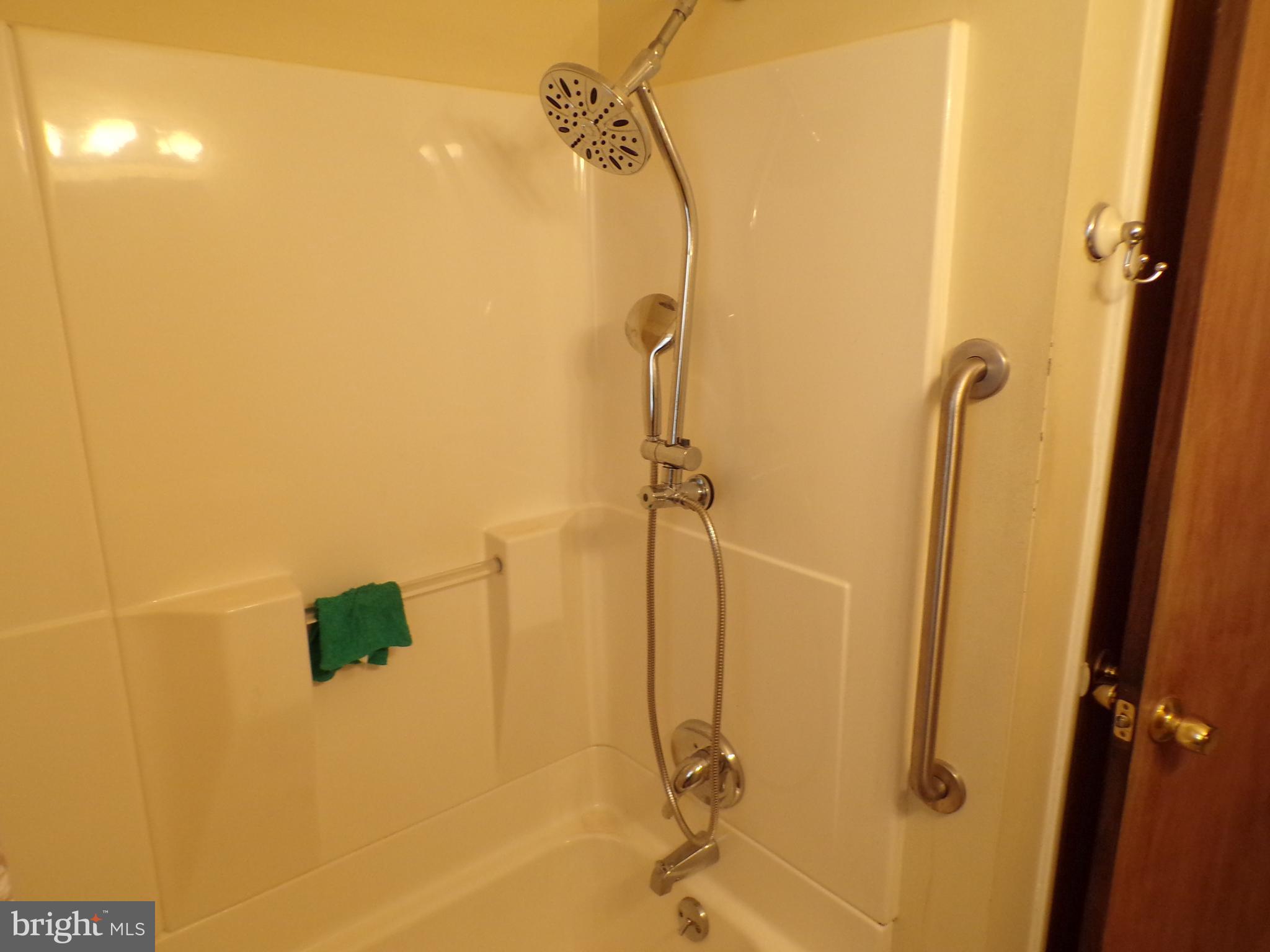 318 Chestnut Street Delran, NJ 08075 - Photo 9 of 27