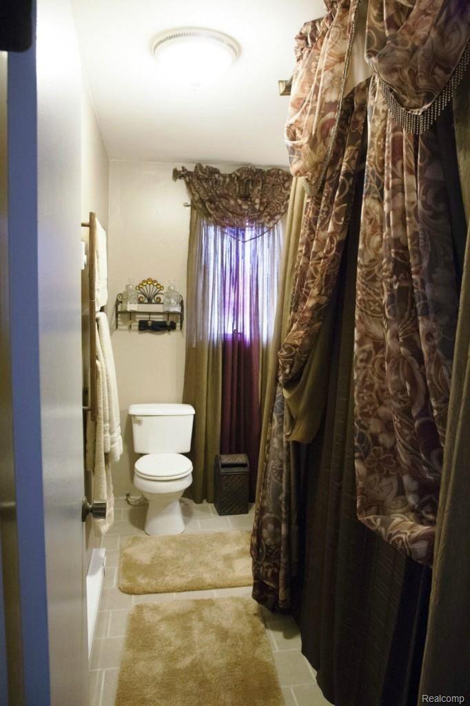 6479 Bullard Road Fenton, MI 48430 - Photo 13 of 32 IMG_3863.jpg