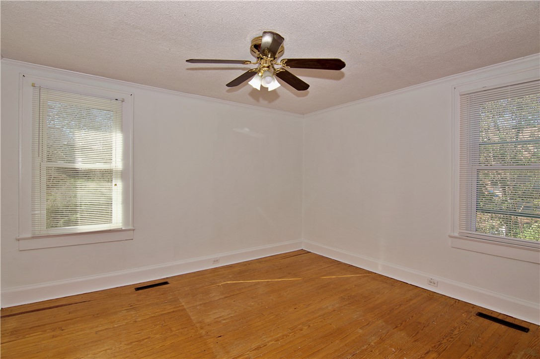 123 North Street Anderson, SC 29621 - Photo 15 of 38 Bedroom 1 on main floor