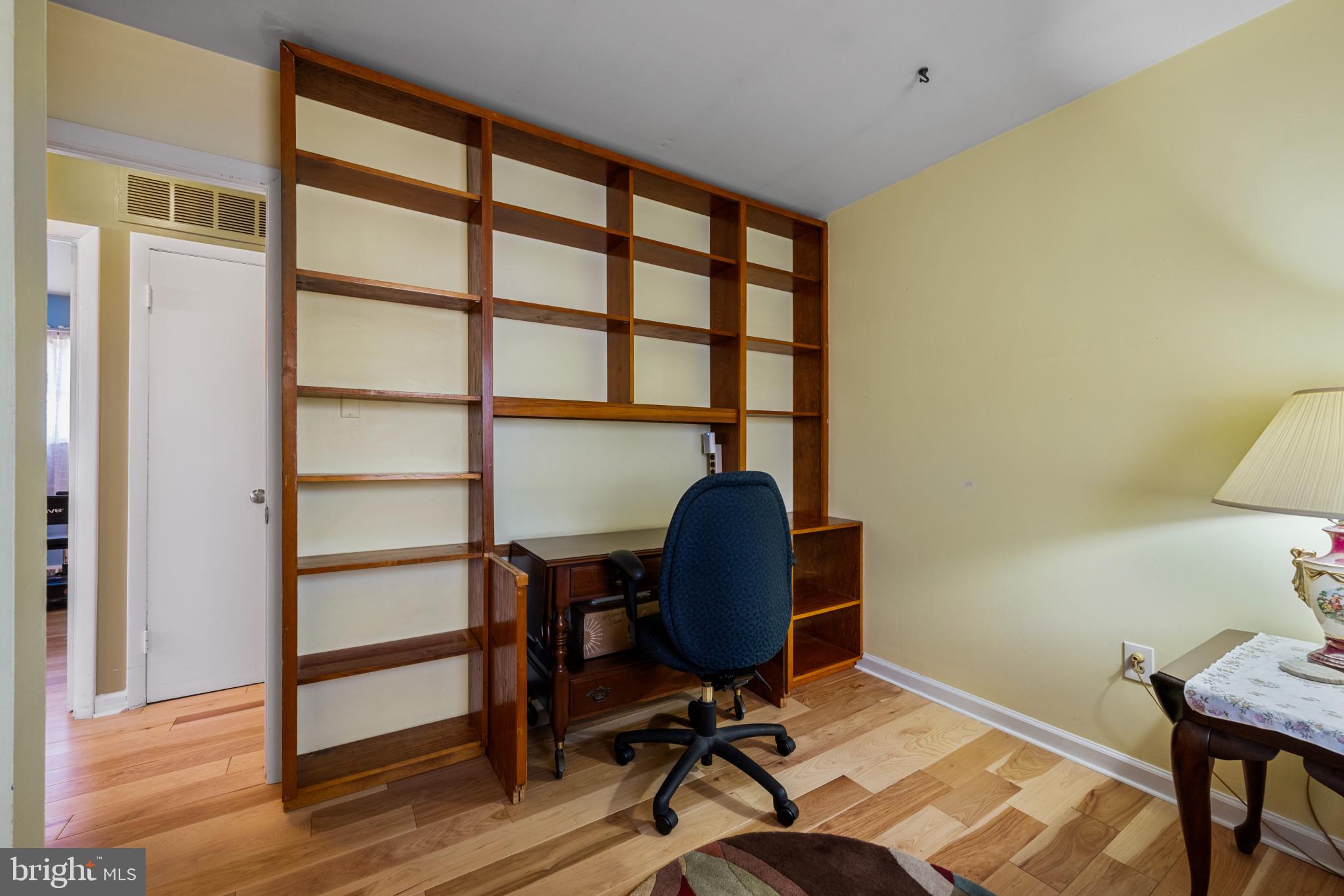 245 Candytuft Road Reisterstown, MD 21136 - Photo 21 of 40 Bedroom two