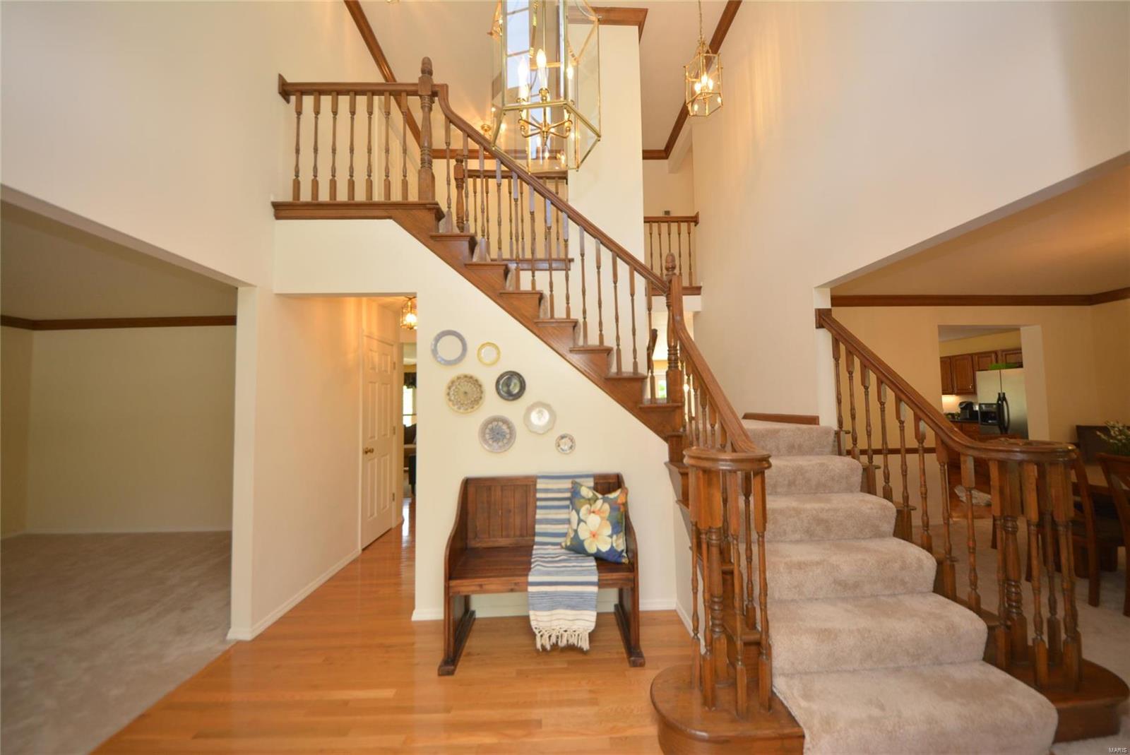 2529 Maple Tree Drive St. Charles, MO 63303 - Photo 3 of 42