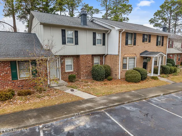$189,900 | 70 Barnes Street, Greenville, NC 27858
