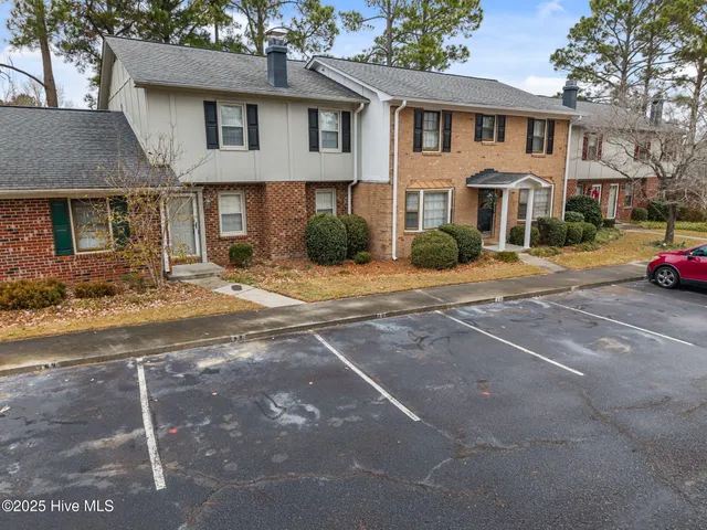 $189,900 | 70 Barnes Street, Greenville, NC 27858