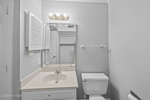 $189,900 | 70 Barnes Street, Greenville, NC 27858