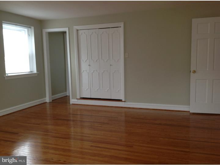 513 Broadview Road Upper Darby, PA 19082 - Photo 8 of 12