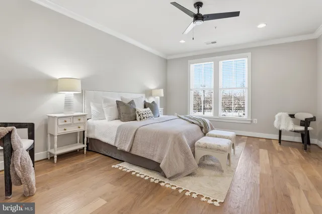 $999,999 | 2307 Richmond Highway, Unit 102, Alexandria, VA 22301