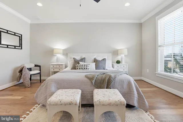 $999,999 | 2307 Richmond Highway, Unit 102, Alexandria, VA 22301