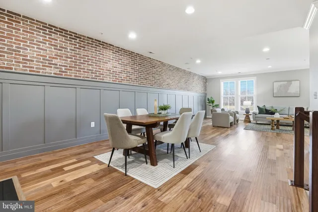 $999,999 | 2307 Richmond Highway, Unit 102, Alexandria, VA 22301