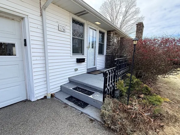 $525,000 | 33 Slater Street, Webster, MA 01570