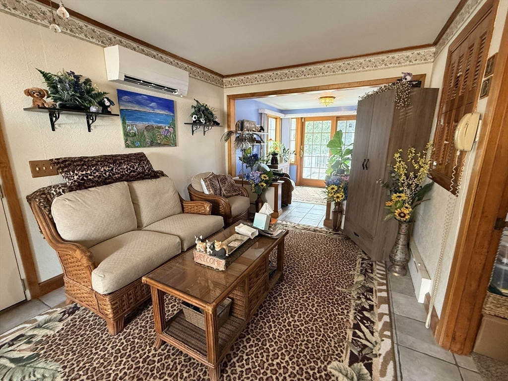 33 Slater Street Webster, MA 01570 - Photo 16 of 24