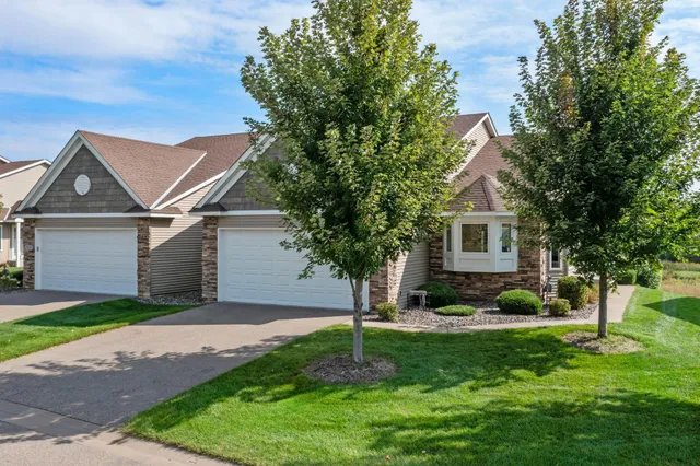 $649,900 | 8823 Fraizer Street, Circle Pines, MN 55014