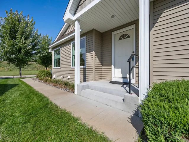 $624,900 | 8823 Fraizer Street, Circle Pines, MN 55014