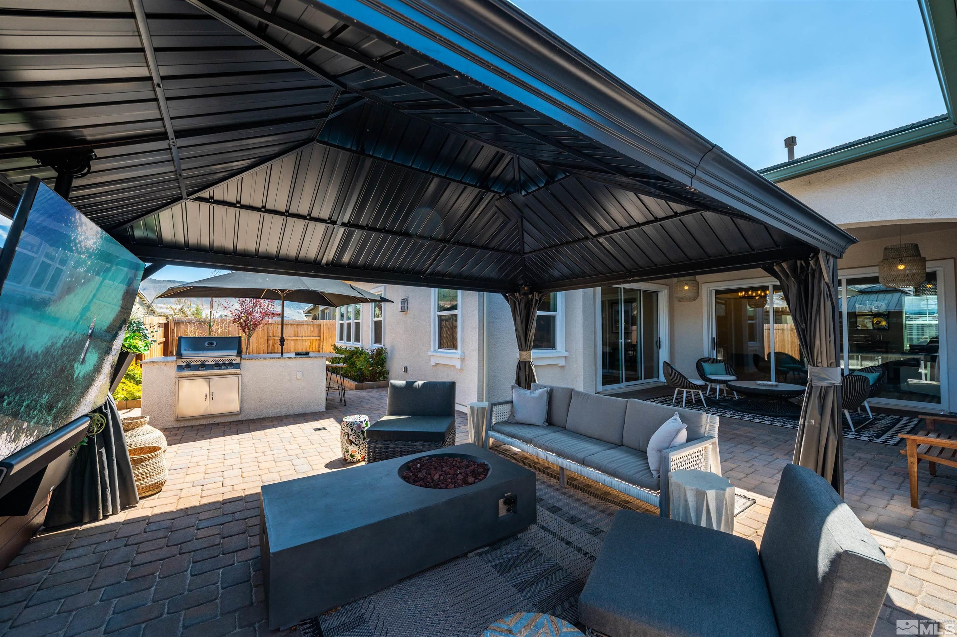 9604 Copperhorn Way Reno, NV 89521 - Photo 35 of 39 a outdoor living space with patio furniture
