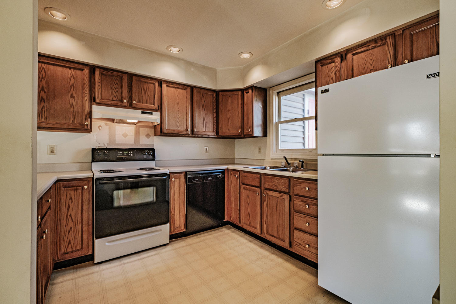7 Old Salt Road, Unit 27 Old Orchard Beach, ME 04064 - Photo 2 of 16 20200305gp-60016