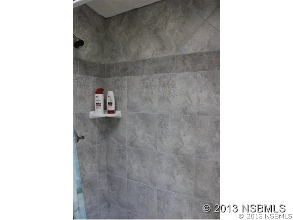 4357 Whiting Way Edgewater, FL 32141 - Photo 11 of 24 Gallery Image 11