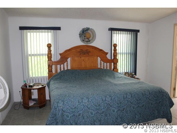 4357 Whiting Way Edgewater, FL 32141 - Photo 8 of 24 Gallery Image 8